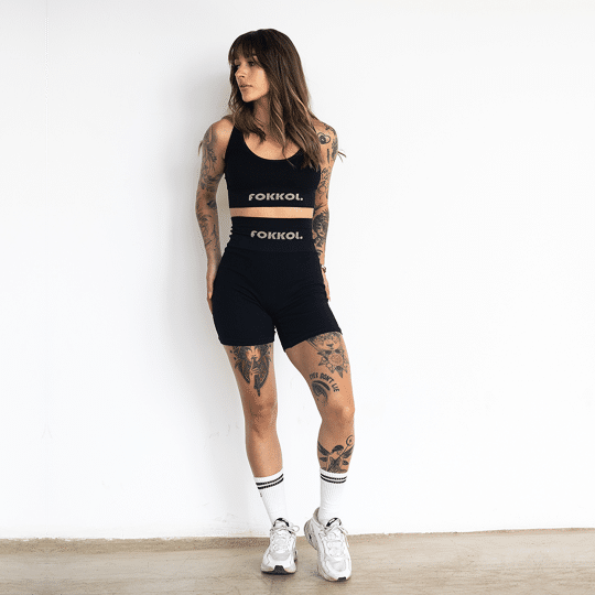 Ribbed Seamless Shorts; Midnight Black