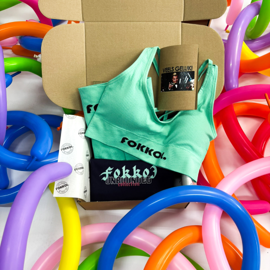 GYMWEAR VERJAARSDAG BOKS