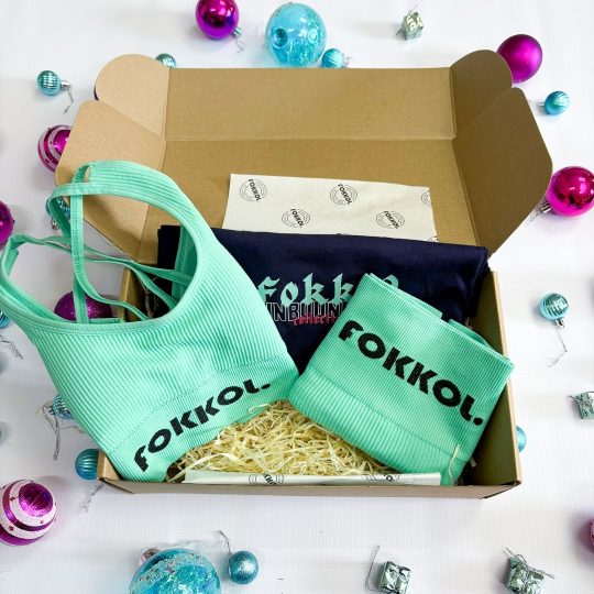 GYMWEAR KERSFEES BOKS